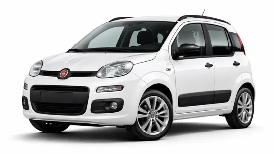 Der weiße Fiat Panda wird von der Firma Imperial Car Rental zum Verleih angeboten.