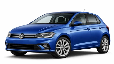 Der Volkswagen Polo ist blau. Dieses Auto wird von Imperial Car Rental zur Vermietung angeboten.