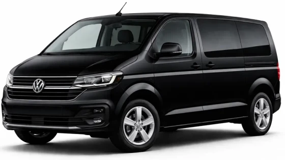 Una Volkswagen Transporter di colore nero. Questa auto è offerta a noleggio dalla compagnia Imperial Car Rental.