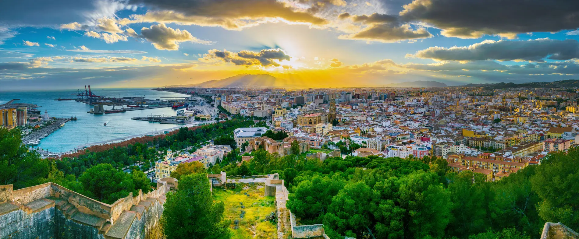 Benalmádena Economy Car Hire Deals @ <i>★ Find the Cheapest Car Hire Offers in Benalmadena and Fuengirola ★</i>