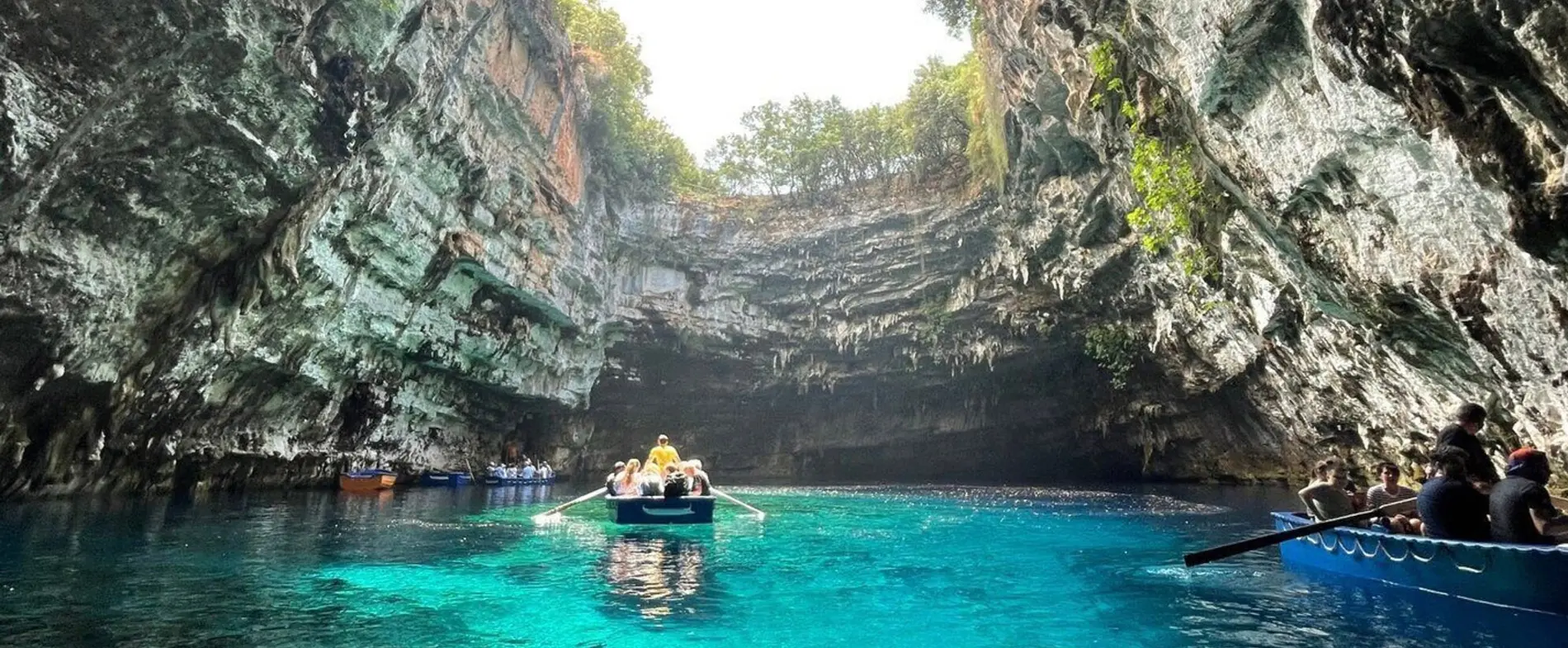 Best Car Hire Prices in Lixouri Kefalonia @ <i>★ Large Selection of Cars for Rent in Lixouri Kefalonia ★</i>